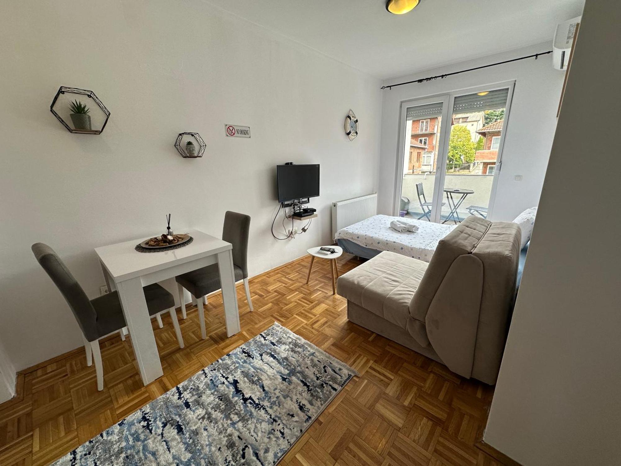Apartment Guri Prishtinë Exterior photo
